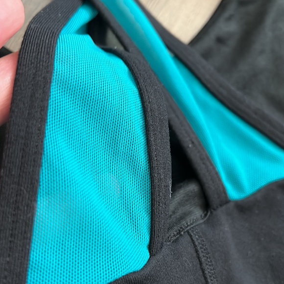 Lululemon Tank - Picture 3 of 4